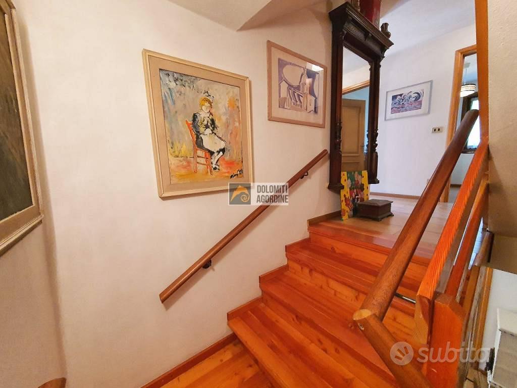 Villa di 176 m² con 5 locali a Gosaldo - Altro