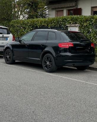 Audi a3 1.6 TDI 105cv