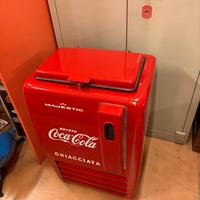 ghiacciaia della coca cola vintage