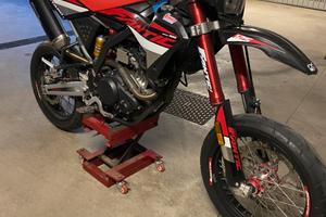 FANTIC motard 125 casa