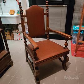 Poltrona Stile Trono - legno massello - vintage