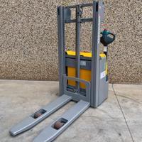 Transpallet elettrico a colonna JUNGHEINRICH EJC 2