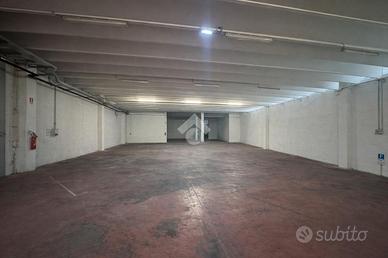 MAGAZZINO A VEDELAGO