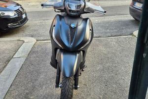 Beverly S 300 HPE - 2023