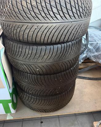 Gomme invernali 225/45 18 Michelin