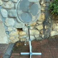 Ventilatore a piantana