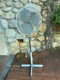 Ventilatore a piantana