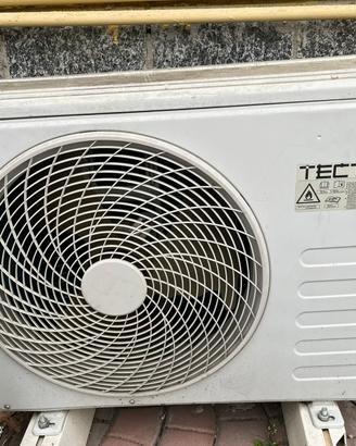 Climatizzatore con due split