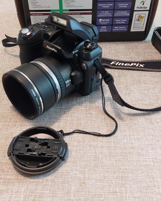 Fuji Finepix S5500 digital camera
