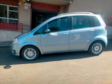 Lancia MUSA 1.3 Mjt 95 CV Platinum