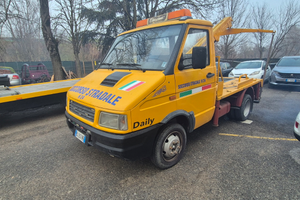 Torretta carroattrezzi patente b