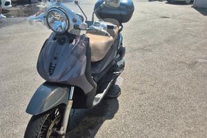 Piaggio Beverly 500 cruiser 
