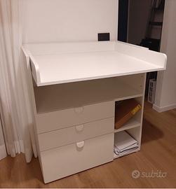 Fasciatoio con cassettiera