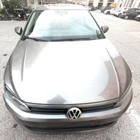 Volkswagen Polo benzina/metano