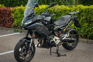BMW F900XR TRIPLE BLACK GARANZIA