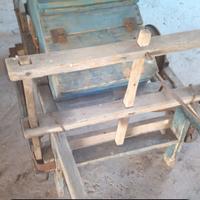 seminatrice in legno 