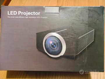 Proiettore nuovissimo ancora in scatola