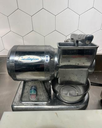 Grattuggia per formaggi
