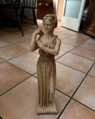 Statuette in resina