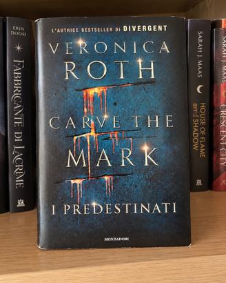 Carve the Mark copertina rigida