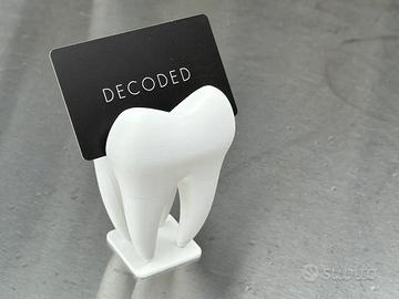 Porta biglietti da visita a forma di dente