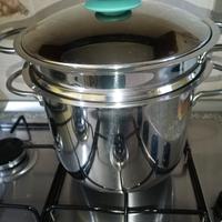 pentola da pasta  con colapasta e coperchio