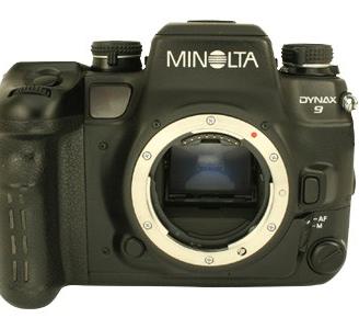 Corredo Minolta AF Dynax 9 e 80-200 f2.8 ed altro