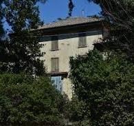 Villa di 878 m² con più di 5 locali e box auto dop