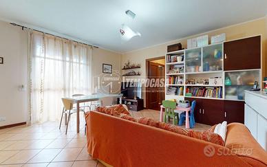 Trilocale con Balcone e Doppio Garage a Carpi (MO)