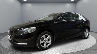 VOLVO V40 D2 1.6 Momentum