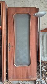 Porte da interno usate in  legno con vetro