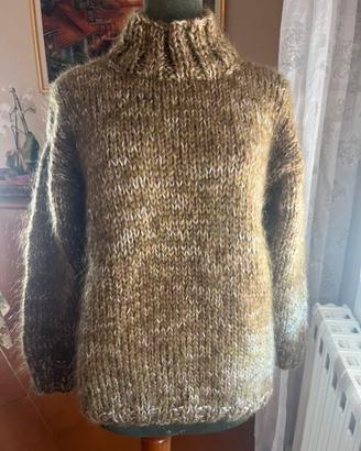 Maglione pesante di lana mohair angora