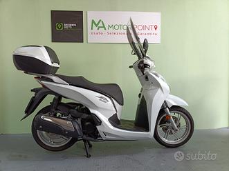 Honda sh 300i Vendita in Moto e scooter