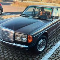 Mercedes 200 E W123 1976
