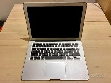 MacBook Air 13" 2011 i5 SSD 256GB + alimentatore