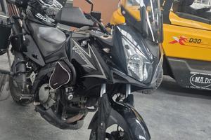 Suzuki v strom 650 dl