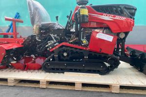 Trattore cingolato 35 HP ,nuovo con atrezzi