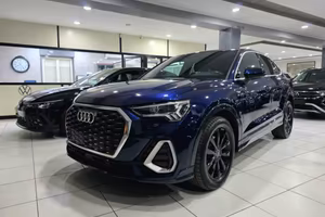 AUDI Q3 SportBack S Line 35 2.0 TDI 150CV S tron