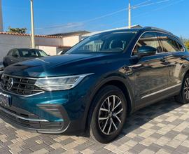 Volkswagen Tiguan Life 2.0 TDI 150CV DSG