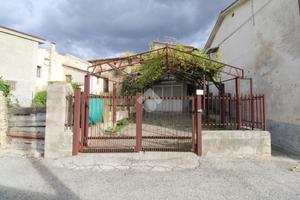 3 LOCALI A CAMPLI