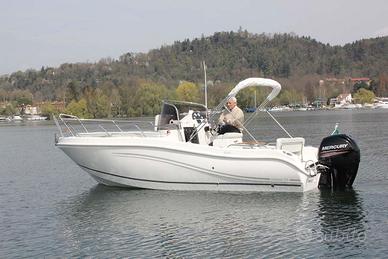 Ferrario Nautica - Navajo 23 - Walk around 6.70 mt