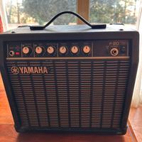 AMPLIFICATORE YAMAHA F20 PER CHITARRA ELETTRICA .