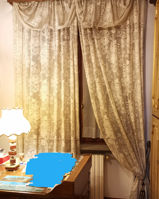 Tendoni, tendine e mantovane in legno come nuovi
