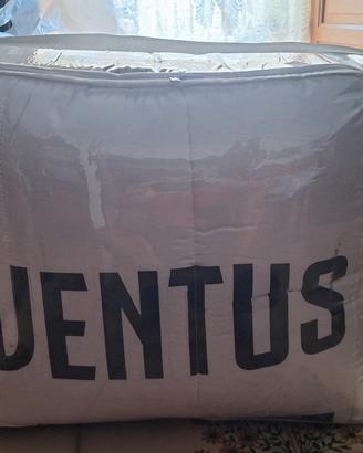 piumoncino della Juventus 