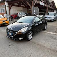 Peugeot 208 PureTech 82 5 porte Allure