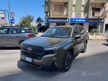 Subaru Forester 2.0 e-Boxer MHEV CVT Lineartronic 