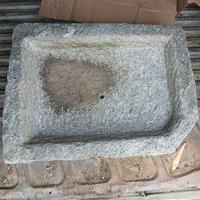 vasca in pietra, lavandino l, abbeveratoio