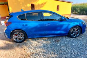 Ford Focus 1.0 ecoboost Hybrid 