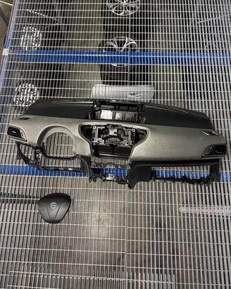 CRUSCOTTO E PALLONE AIR BAG LANCIA YPSILON