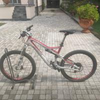 Bicicletta Specialized FSR 2011 26